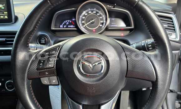 Tenga Tsaru Mazda Axela Sirivha Mota in Maputo in Maputo Tenga Tsaru Mazda Axela Sirivha Mota in Maputo in Maputo