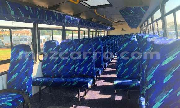 Nunua Ilio tumika Hino Ranger Nyeupe Lori ndani ya Maputo nchini Maputo Nunua Ilio tumika Hino Ranger Nyeupe Lori ndani ya Maputo nchini Maputo