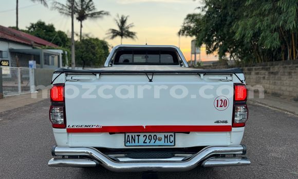 Tenga Tsaru Toyota Hilux Chena Mota in Maputo in Maputo Tenga Tsaru Toyota Hilux Chena Mota in Maputo in Maputo