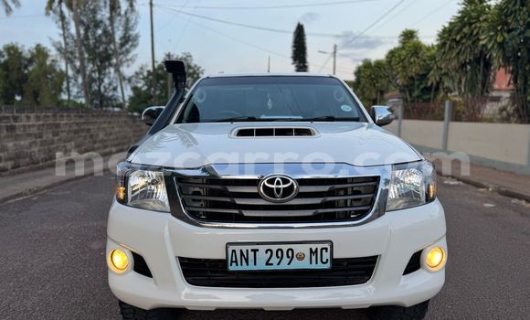 Tenga Tsaru Toyota Hilux Chena Mota in Maputo in Maputo Tenga Tsaru Toyota Hilux Chena Mota in Maputo in Maputo