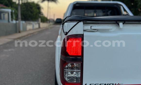Tenga Tsaru Toyota Hilux Chena Mota in Maputo in Maputo Tenga Tsaru Toyota Hilux Chena Mota in Maputo in Maputo