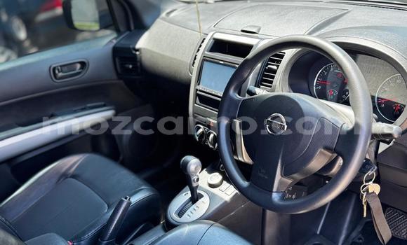 Nunua Ilio tumika Nissan X-Trail Brown Gari ndani ya Maputo nchini Maputo Nunua Ilio tumika Nissan X-Trail Brown Gari ndani ya Maputo nchini Maputo