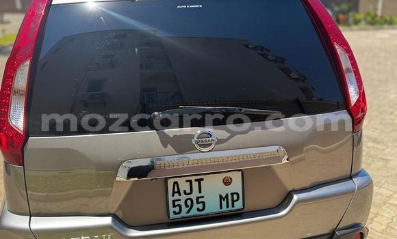 Nunua Ilio tumika Nissan X-Trail Brown Gari ndani ya Maputo nchini Maputo Nunua Ilio tumika Nissan X-Trail Brown Gari ndani ya Maputo nchini Maputo