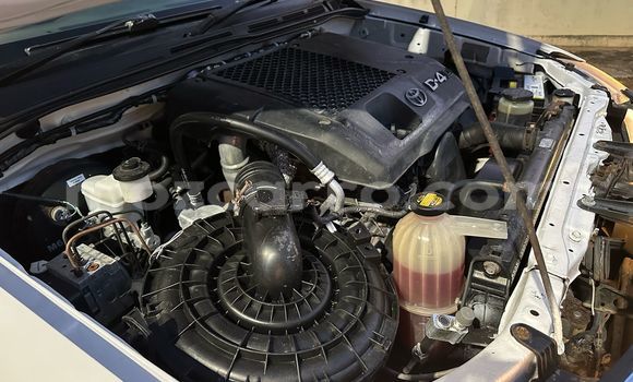 Buy Used Toyota Hilux White Car in Maputo in Maputo Buy Used Toyota Hilux White Car in Maputo in Maputo