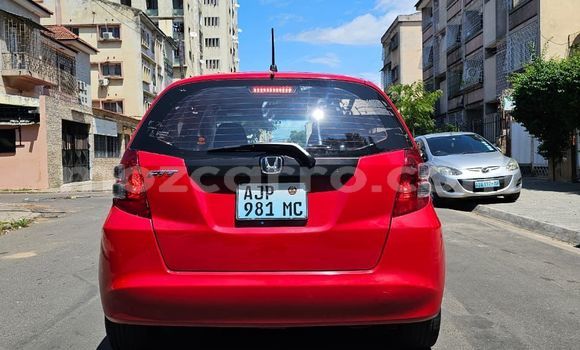 Nunua Ilio tumika Honda Fit Nyekundu Gari ndani ya Maputo nchini Maputo Nunua Ilio tumika Honda Fit Nyekundu Gari ndani ya Maputo nchini Maputo