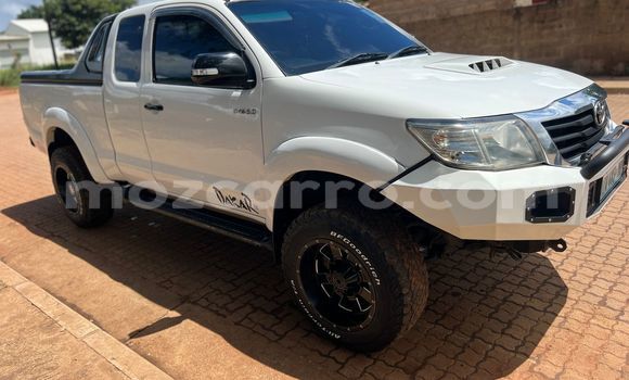 Tenga Tsaru Toyota Hilux Chena Mota in Maputo in Maputo Tenga Tsaru Toyota Hilux Chena Mota in Maputo in Maputo