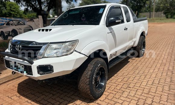 Tenga Tsaru Toyota Hilux Chena Mota in Maputo in Maputo Tenga Tsaru Toyota Hilux Chena Mota in Maputo in Maputo