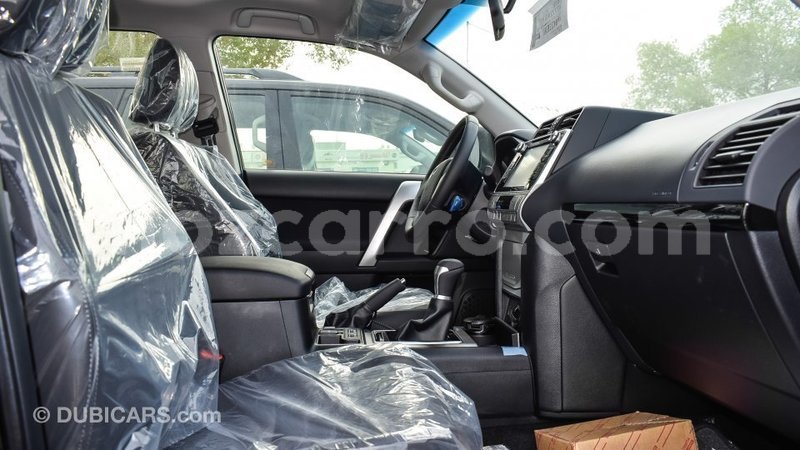 Big with watermark toyota land cruiser cabo delgado import dubai 6051