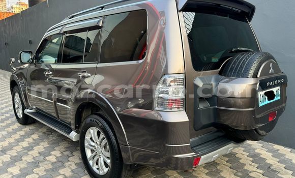 Buy Used Mitsubishi Pajero Brown Car in Maputo in Maputo Buy Used Mitsubishi Pajero Brown Car in Maputo in Maputo