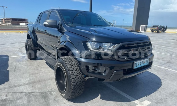 Nunua Ilio tumika Ford Ranger Nyeusi Gari ndani ya Maputo nchini Maputo