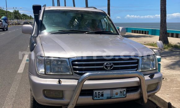Tenga Tsaru Toyota Land Cruiser Sirivha Mota in Maputo in Maputo