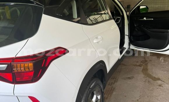 Comprar Novo Kia Sephia Branco Carro em Maputo em Maputo Comprar Novo Kia Sephia Branco Carro em Maputo em Maputo