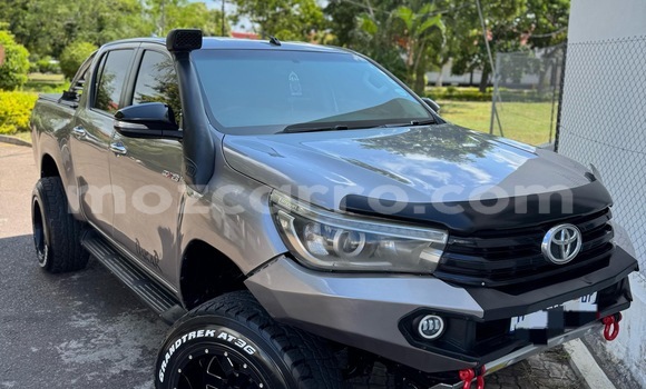 Tenga Tsaru Toyota Hiluxe Revo Zvimwe Mota in Maputo in Maputo