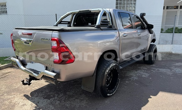 Tenga Tsaru Toyota Hiluxe Revo Zvimwe Mota in Maputo in Maputo Tenga Tsaru Toyota Hiluxe Revo Zvimwe Mota in Maputo in Maputo