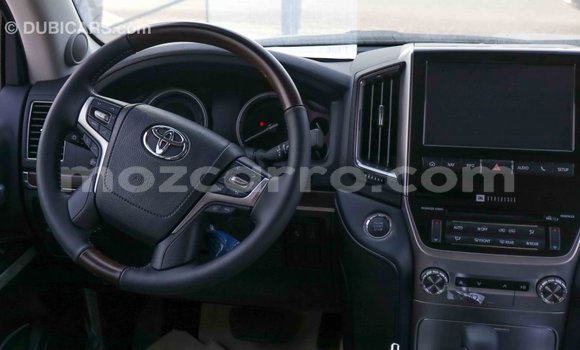 Buy Import Toyota Land Cruiser Black Car in Import - Dubai in Cabo Delgado Buy Import Toyota Land Cruiser Black Car in Import - Dubai in Cabo Delgado