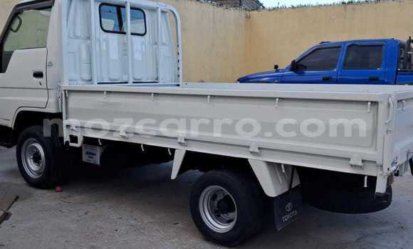 Comprar Novo Toyota Dyna Branco Caminhão em Maputo em Maputo Comprar Novo Toyota Dyna Branco Caminhão em Maputo em Maputo