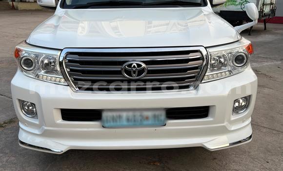 Nunua Mpya Toyota Land Cruiser Nyeupe Gari ndani ya Maputo nchini Maputo Nunua Mpya Toyota Land Cruiser Nyeupe Gari ndani ya Maputo nchini Maputo
