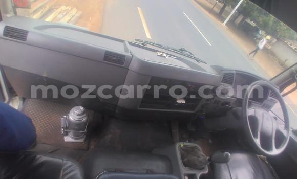 Comprar Novo Mitsubishi Canter Branco Caminhão em Maputo em Maputo Comprar Novo Mitsubishi Canter Branco Caminhão em Maputo em Maputo