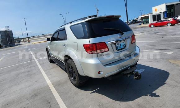 Comprar Usado Toyota Fortuner De outros Carro em Maputo em Maputo Comprar Usado Toyota Fortuner De outros Carro em Maputo em Maputo