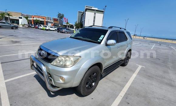 Comprar Usado Toyota Fortuner De outros Carro em Maputo em Maputo Comprar Usado Toyota Fortuner De outros Carro em Maputo em Maputo