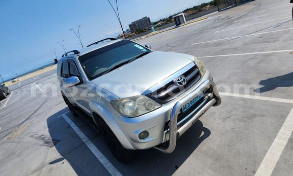 Comprar Usado Toyota Fortuner De outros Carro em Maputo em Maputo Comprar Usado Toyota Fortuner De outros Carro em Maputo em Maputo