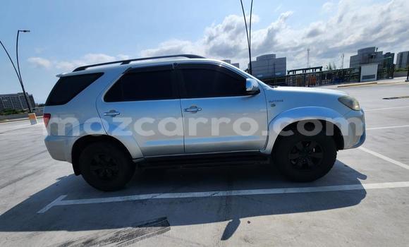 Nunua Ilio tumika Toyota Fortuner Nyingine Gari ndani ya Maputo nchini Maputo Nunua Ilio tumika Toyota Fortuner Nyingine Gari ndani ya Maputo nchini Maputo