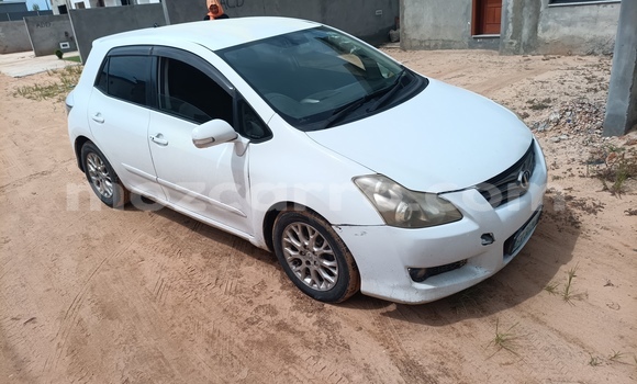 Tenga Tsaru Toyota Blade Chena Mota in Maputo in Maputo Tenga Tsaru Toyota Blade Chena Mota in Maputo in Maputo