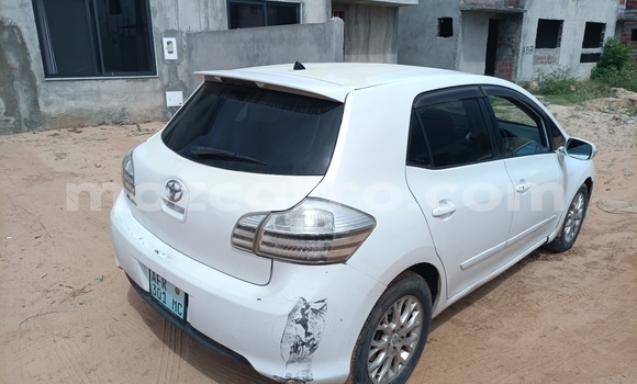 Tenga Tsaru Toyota Blade Chena Mota in Maputo in Maputo Tenga Tsaru Toyota Blade Chena Mota in Maputo in Maputo