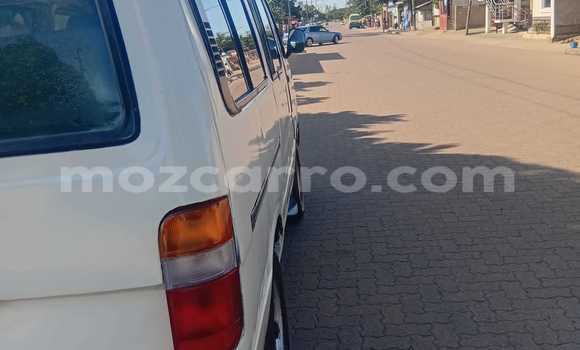 Buy Used Toyota Hiace White Car in Maputo in Maputo Buy Used Toyota Hiace White Car in Maputo in Maputo