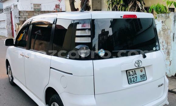 Tenga Tsaru Toyota Sienta Chena Mota in Maputo in Maputo Tenga Tsaru Toyota Sienta Chena Mota in Maputo in Maputo