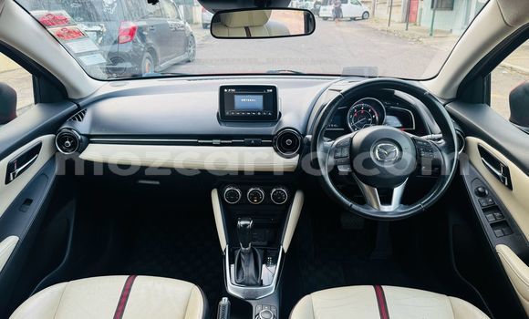 Comprar Usado Mazda Demio Vermelho Carro em Maputo em Maputo Comprar Usado Mazda Demio Vermelho Carro em Maputo em Maputo