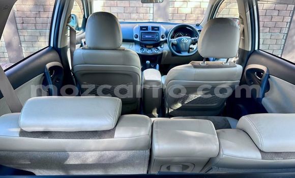 Buy Used Toyota Vanguard White Car in Maputo in Maputo Buy Used Toyota Vanguard White Car in Maputo in Maputo