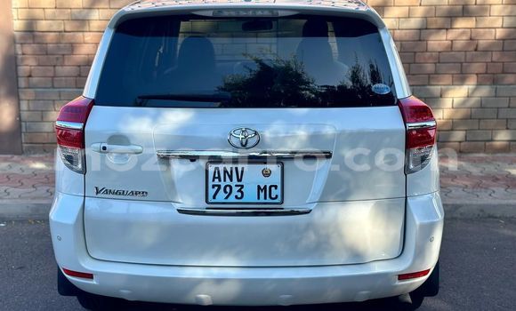 Buy Used Toyota Vanguard White Car in Maputo in Maputo Buy Used Toyota Vanguard White Car in Maputo in Maputo