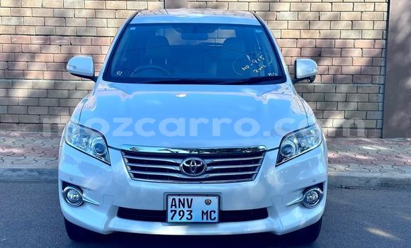 Buy Used Toyota Vanguard White Car in Maputo in Maputo Buy Used Toyota Vanguard White Car in Maputo in Maputo