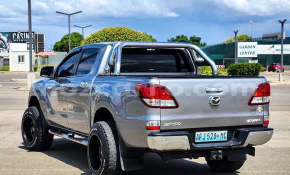 Nunua Ilio tumika Mazda BT-50 Fedha Gari ndani ya Maputo nchini Maputo Nunua Ilio tumika Mazda BT-50 Fedha Gari ndani ya Maputo nchini Maputo