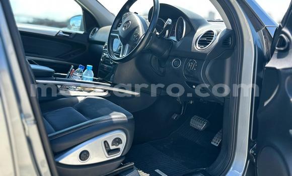 Comprar Usado Mercedes‒Benz M-Class Prata Carro em Maputo em Maputo Comprar Usado Mercedes‒Benz M-Class Prata Carro em Maputo em Maputo
