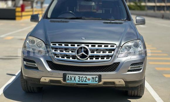 Comprar Usado Mercedes‒Benz M-Class Prata Carro em Maputo em Maputo Comprar Usado Mercedes‒Benz M-Class Prata Carro em Maputo em Maputo