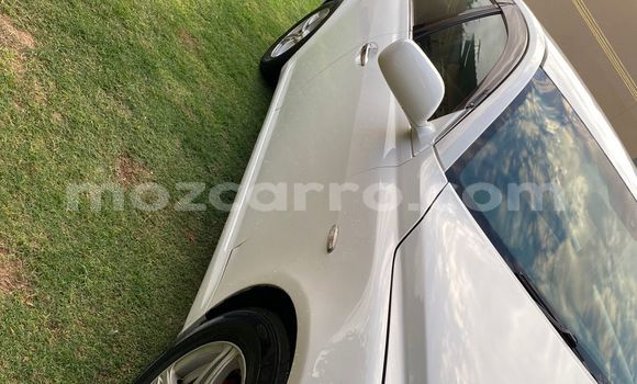 Comprar Usado Toyota Mark X Branco Carro em Maputo em Maputo Comprar Usado Toyota Mark X Branco Carro em Maputo em Maputo