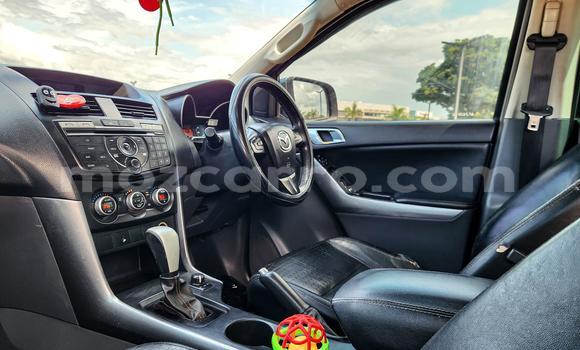 Tenga Tsaru Mazda BT-50 Zvimwe Mota in Maputo in Maputo Tenga Tsaru Mazda BT-50 Zvimwe Mota in Maputo in Maputo