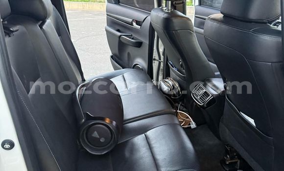Comprar Usado Toyota Hilux Branco Carro em Maputo em Maputo Comprar Usado Toyota Hilux Branco Carro em Maputo em Maputo