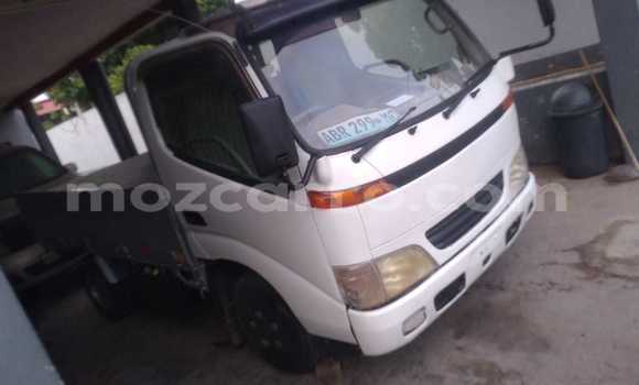 Comprar Usado Toyota Dyna Branco Carro em Maputo em Maputo Comprar Usado Toyota Dyna Branco Carro em Maputo em Maputo
