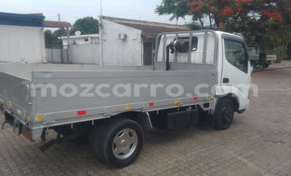 Comprar Usado Toyota Dyna Branco Carro em Maputo em Maputo Comprar Usado Toyota Dyna Branco Carro em Maputo em Maputo