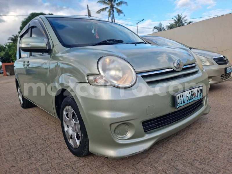 Big with watermark toyota sienta sofala buzi 38051
