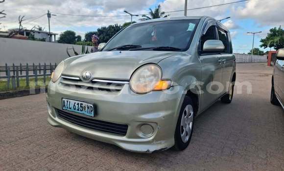Tenga Tsaru Toyota Sienta Zvimwe Mota in Búzi in Sofala Tenga Tsaru Toyota Sienta Zvimwe Mota in Búzi in Sofala