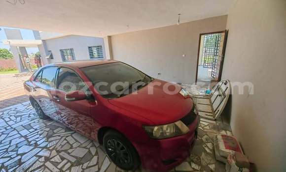 Nunua Ilio tumika Toyota Allion Nyekundu Gari ndani ya Búzi nchini Sofala Nunua Ilio tumika Toyota Allion Nyekundu Gari ndani ya Búzi nchini Sofala