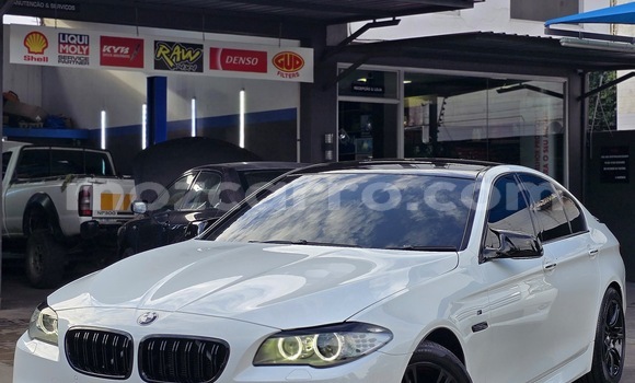 Buy Used BMW 3-Series White Car in Maputo in Maputo