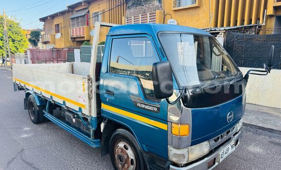 Nunua Ilio tumika Toyota Dyna Nyingine Gari ndani ya Maputo nchini Maputo Nunua Ilio tumika Toyota Dyna Nyingine Gari ndani ya Maputo nchini Maputo