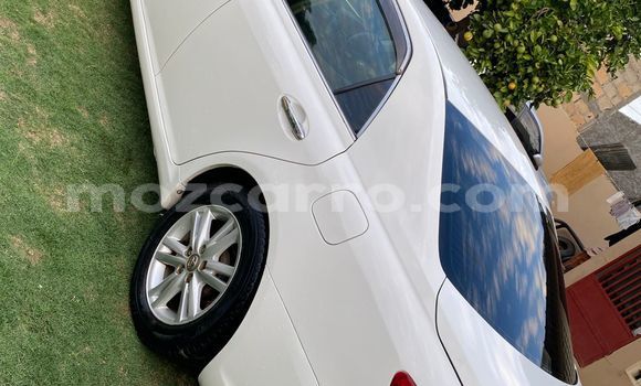 Tenga Tsaru Toyota Mark X Chena Mota in Maputo in Maputo Tenga Tsaru Toyota Mark X Chena Mota in Maputo in Maputo