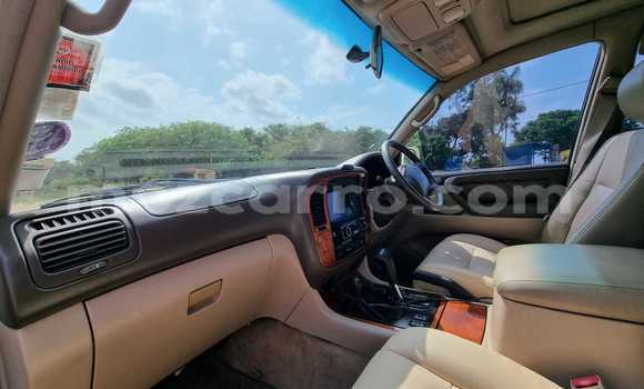 Buy Used Toyota Land Cruiser White Car in Maputo in Maputo Buy Used Toyota Land Cruiser White Car in Maputo in Maputo