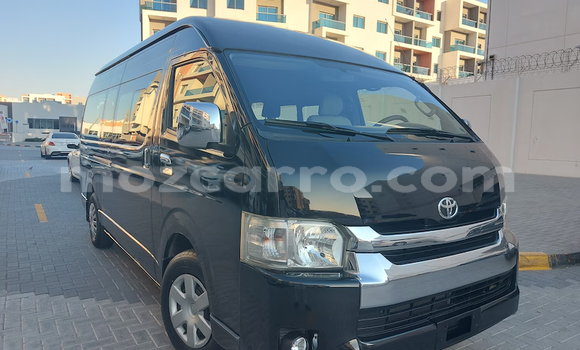 Buy Used Toyota Hiace White Car in Maputo in Maputo Buy Used Toyota Hiace White Car in Maputo in Maputo